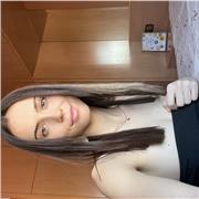 Responsable y dedicada a una Educación de calidad.